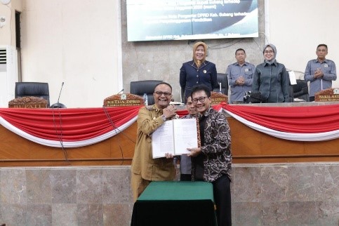 DPRD Kabupaten Subang Laksanakan Sidang Paripurna, Penetapan Raperda Bantuan Hukum dan Usulan Penyelenggaraan Pendidikan