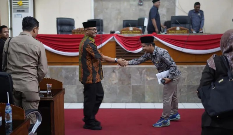 Jawab Tanggapan Fraksi DPRD, Pj. Bupati Subang Jelaskan Raperda RTRW Demi Pembangunan Subang